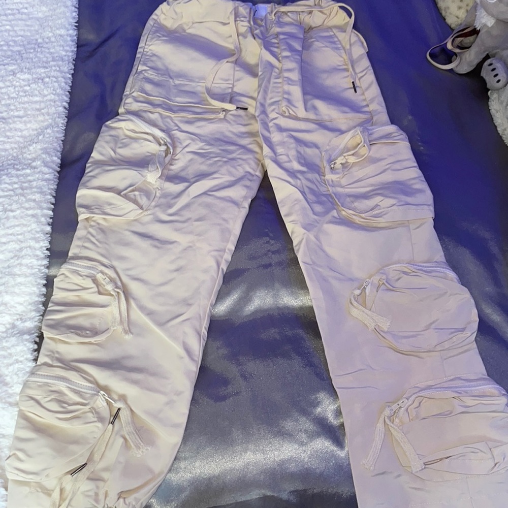 Never worn they are still in a good condition it’s a good quality 2022 tendance